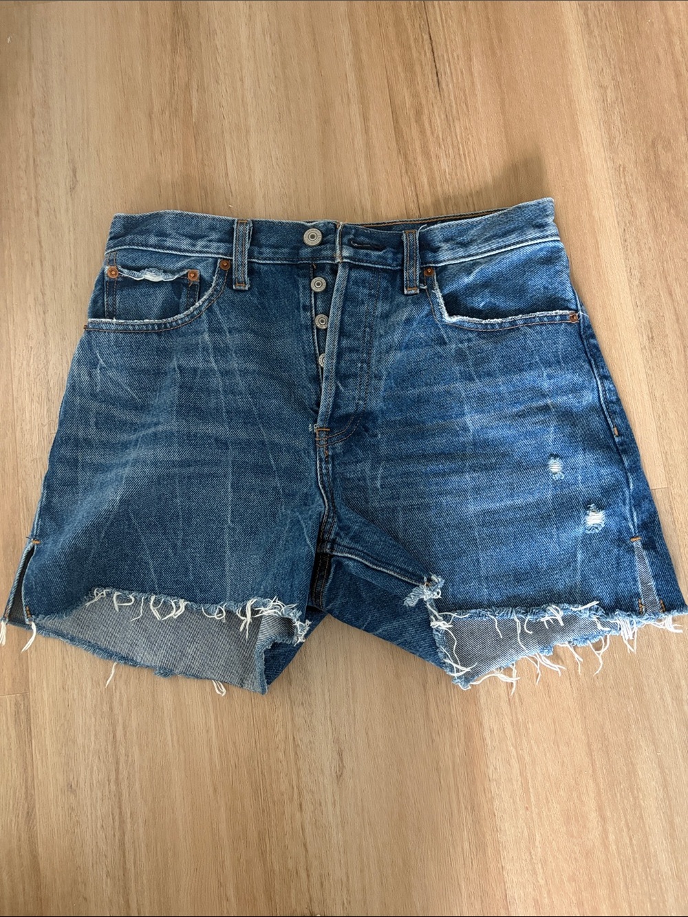 Abercrombie & Fitch High Rise 4” inch button fly short